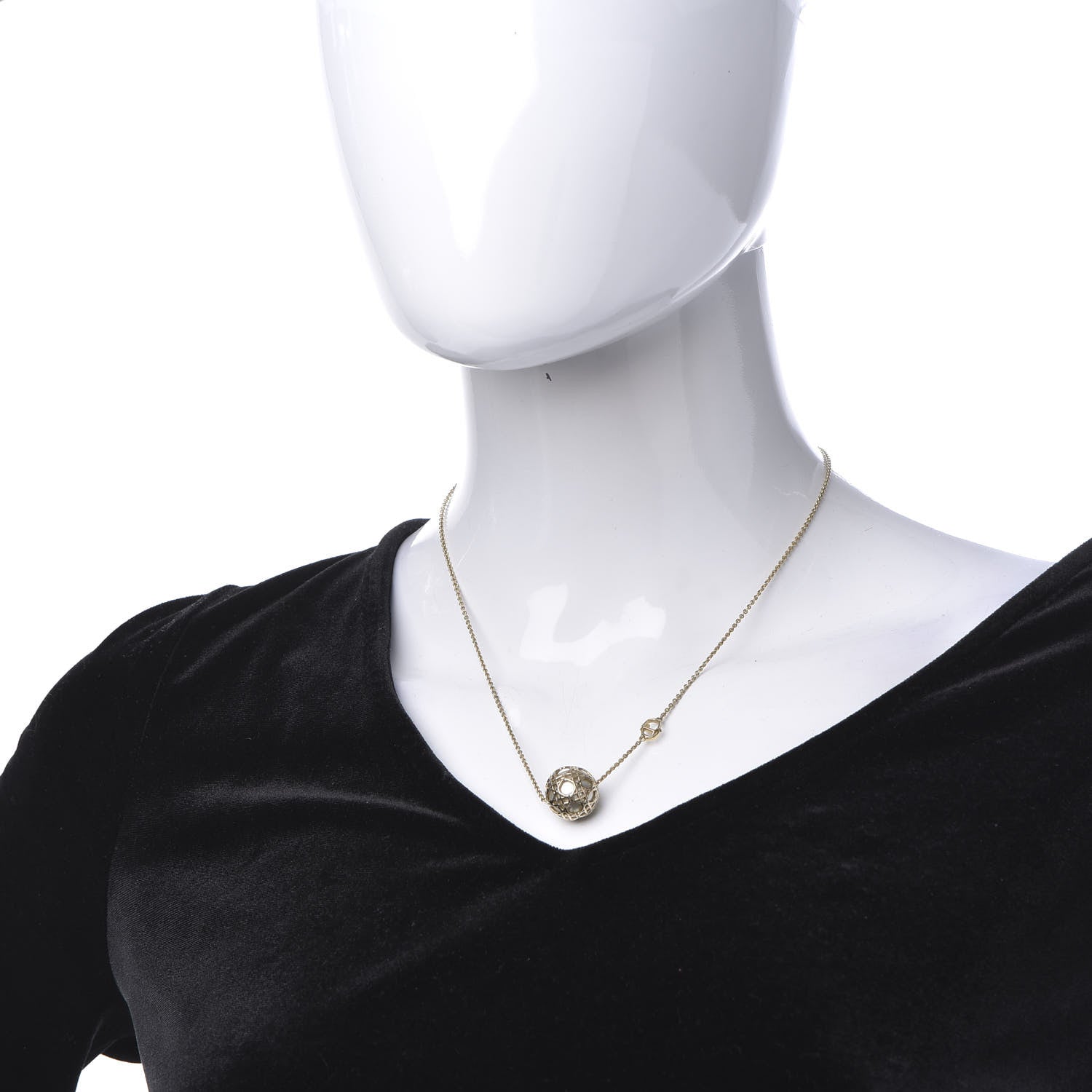 Christian Dior Pearl Cannage Mise En Dior Necklace Gold 2 of 7