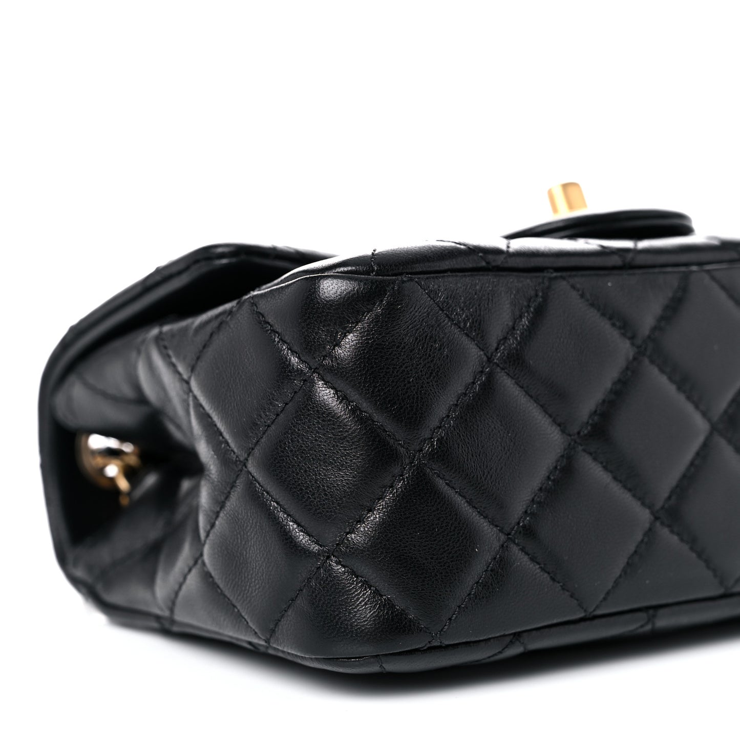 Lambskin Quilted Mini Pearl Crush Flap Black
