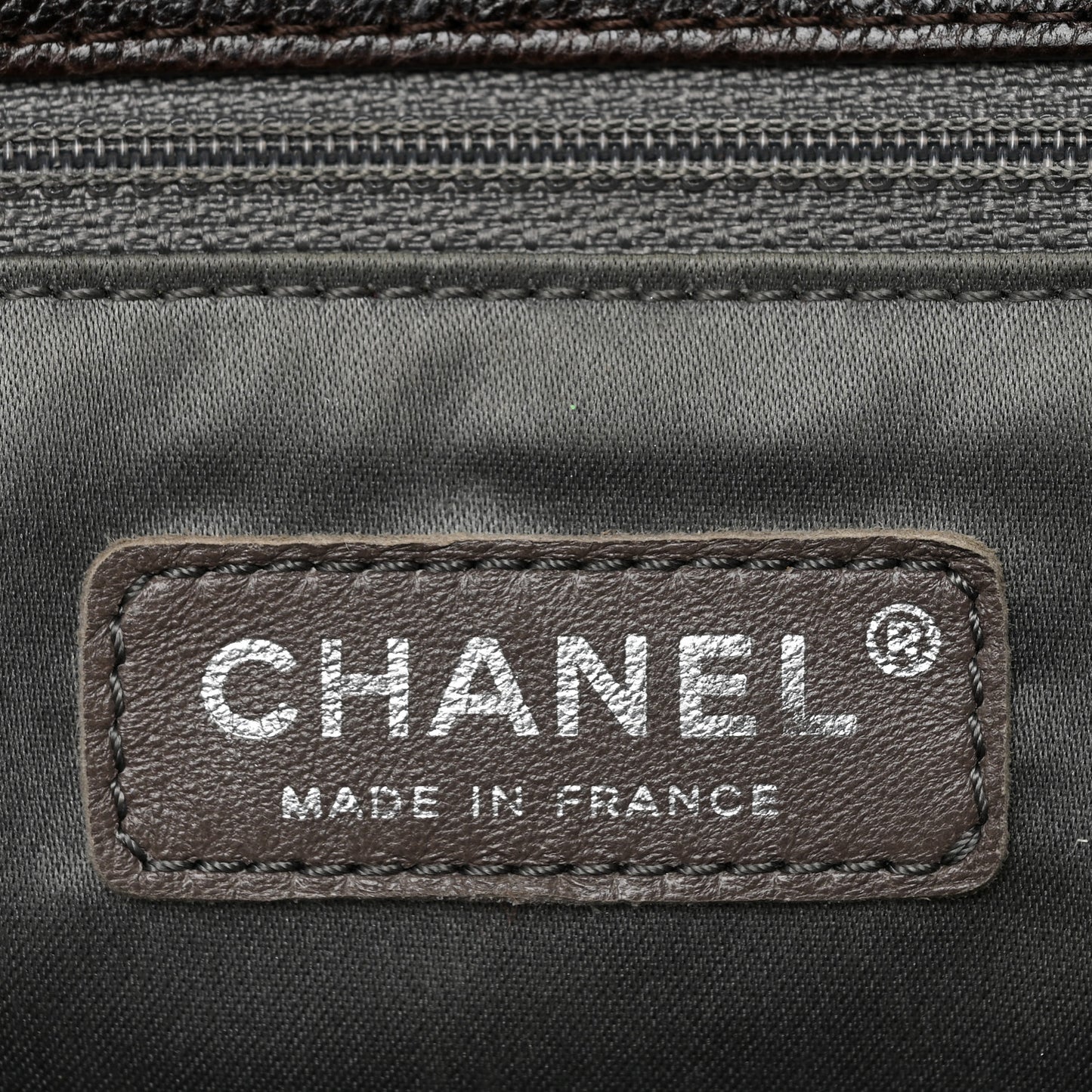 Glazed Caviar Small Pocket In The City Shoulder Bag Brown