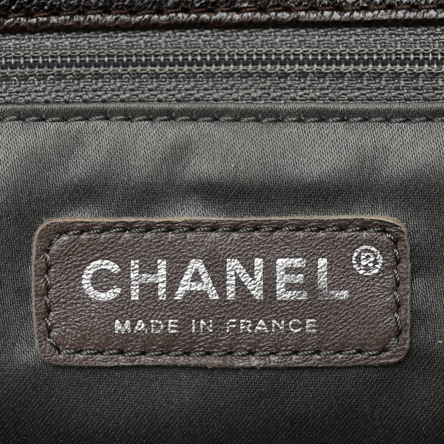 Chanel Glazed Caviar Small Pocket In The City Shoulder Bag Brown 5 of 26