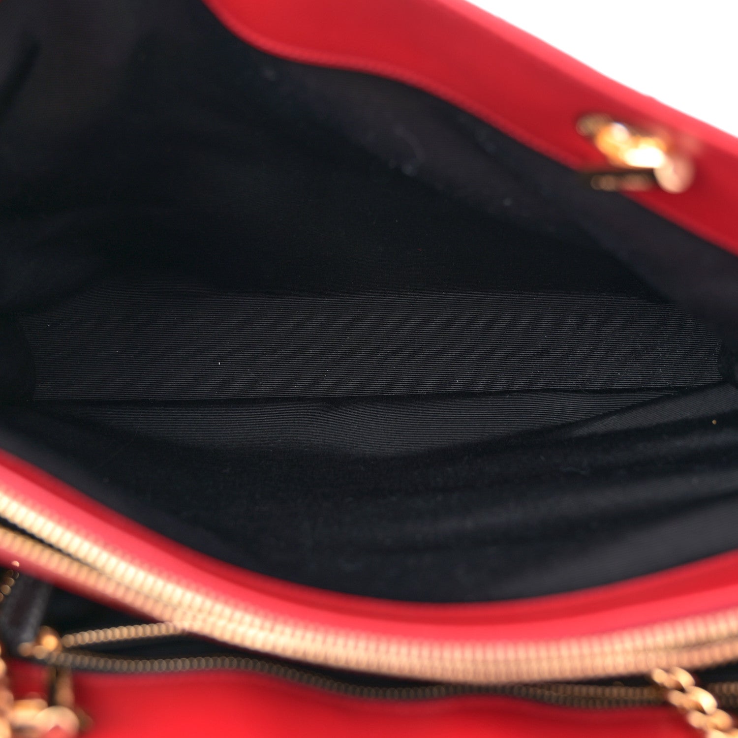 Saint Laurent Grain De Poudre Matelasse Chevron Monogram Shopping Bag Red 5 of 11