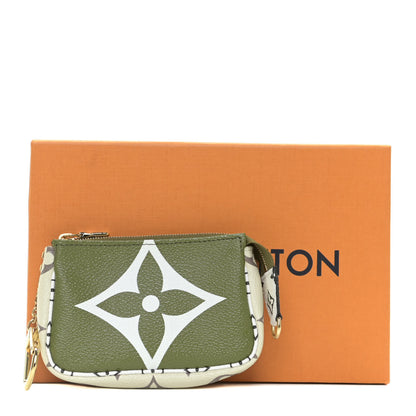 Louis Vuitton Monogram Giant Micro Pochette Accessories Kaki White 9 of 9