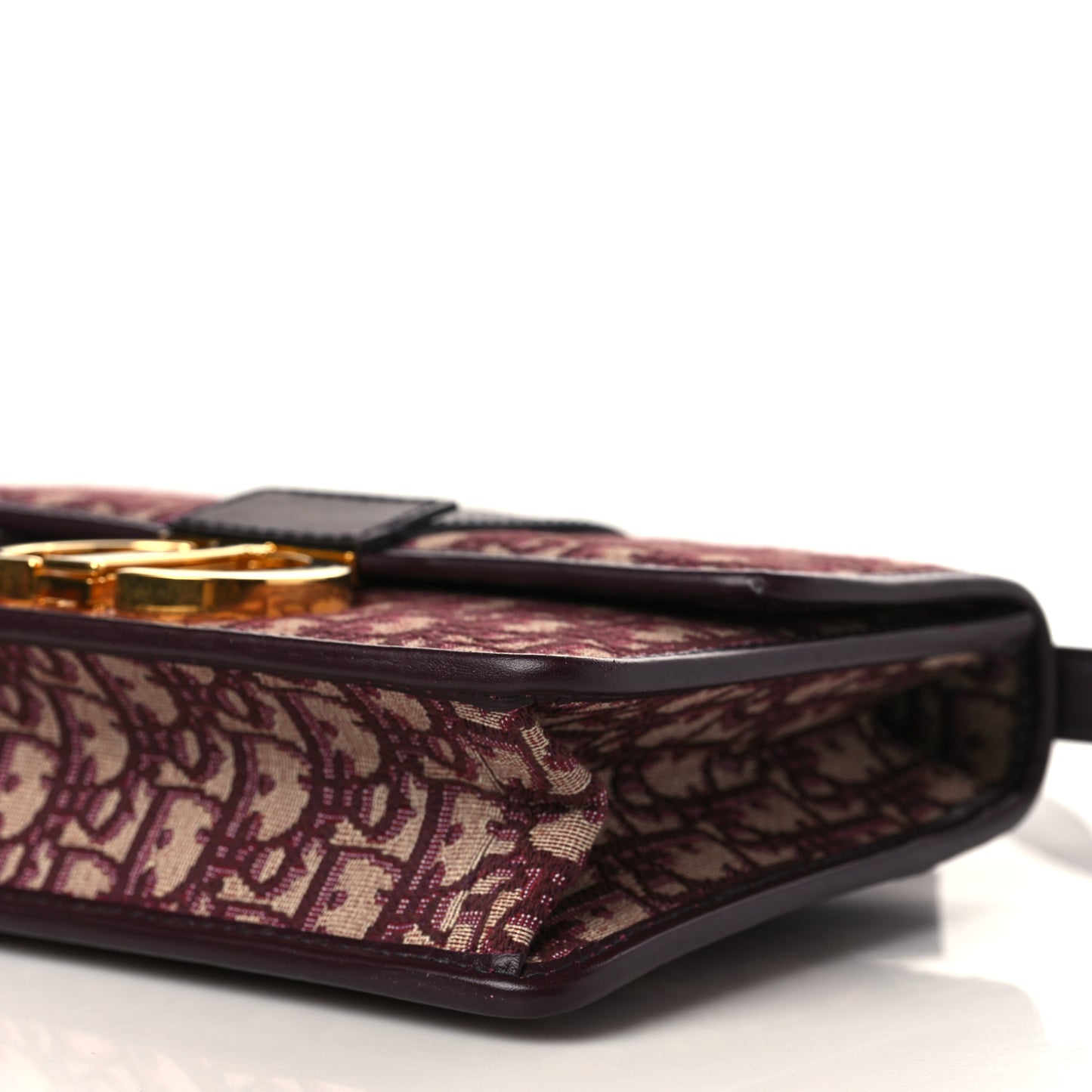 Oblique 30 Montaigne Flap Bag Burgundy