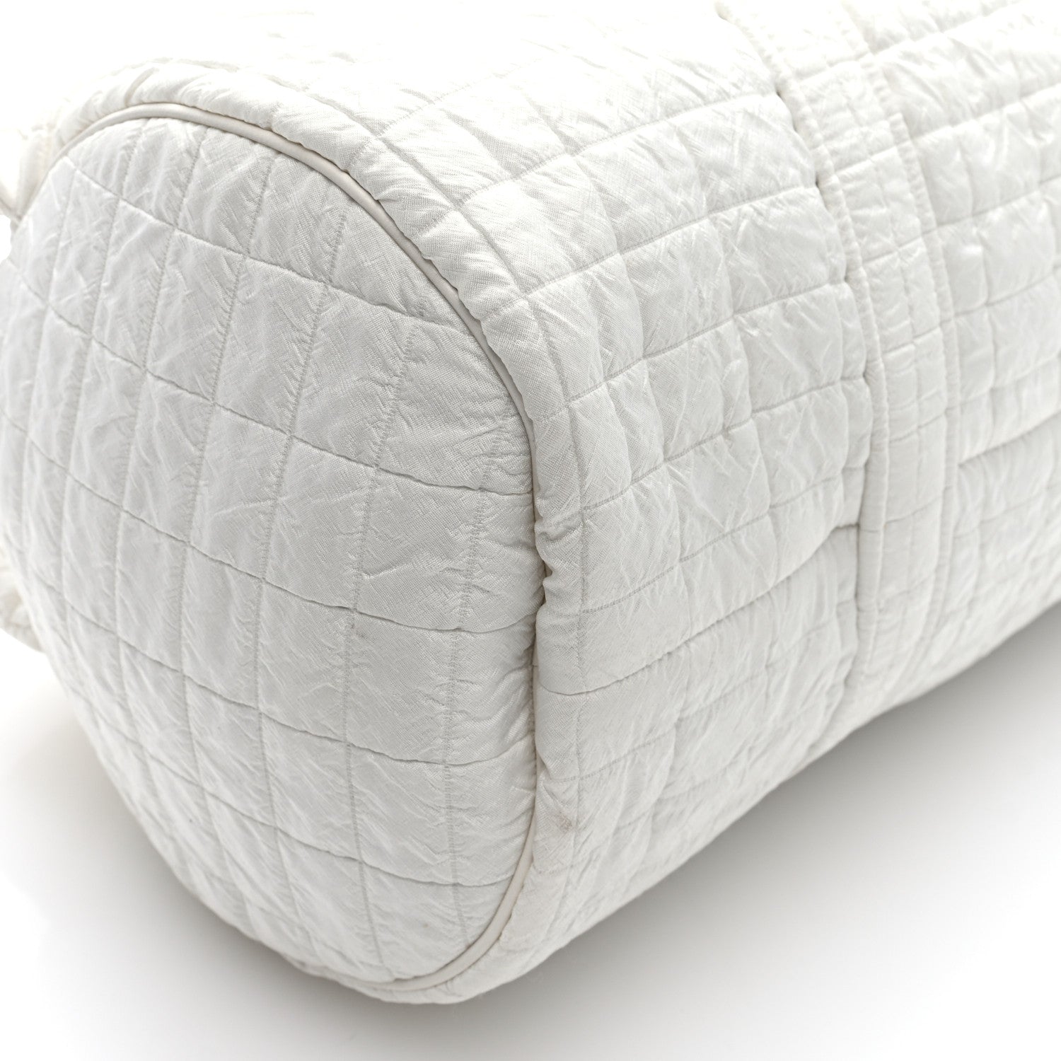 Saint Laurent Nylon Gloria Quilted Travel Bag Milky White 8 of 9