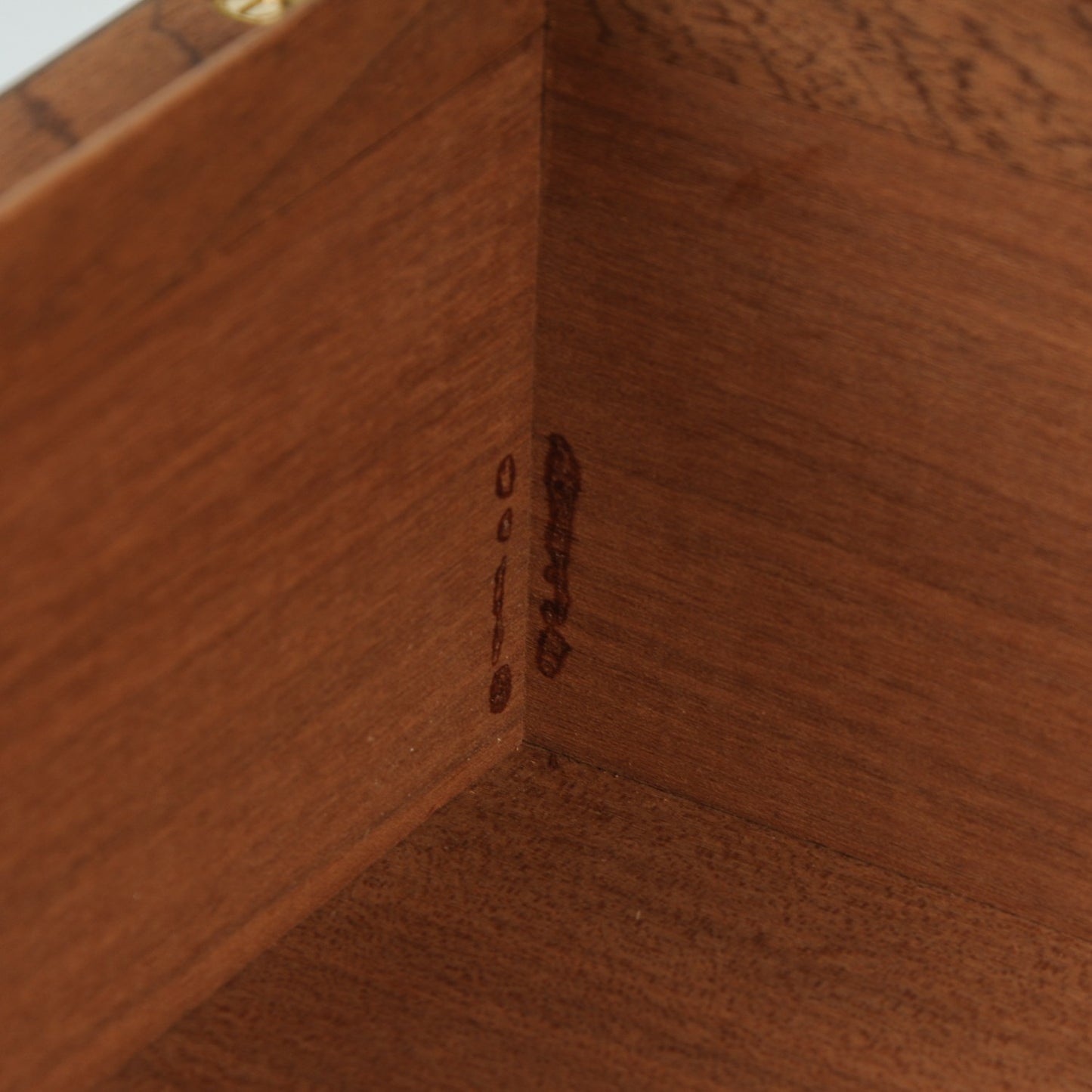 Mahogany Humidor 150 Cigar Box Ebony