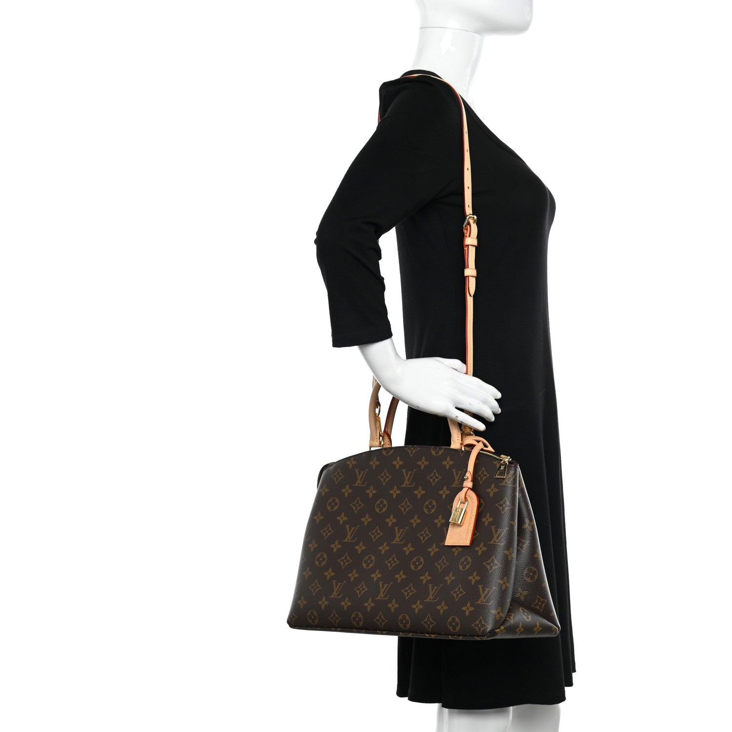 Louis Vuitton Monogram Grand Palais 2 of 9