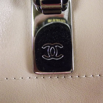 Chanel Leather Square Stitched Large Tote Beige 8 of 16