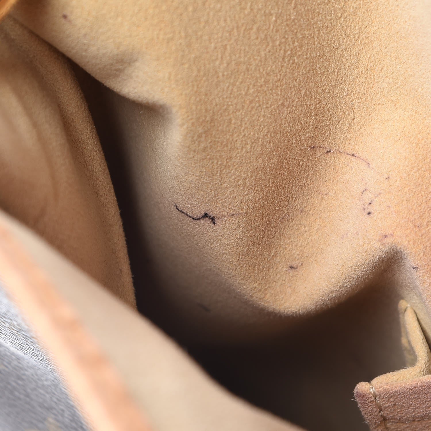 Louis Vuitton Monogram Galliera GM 10 of 23