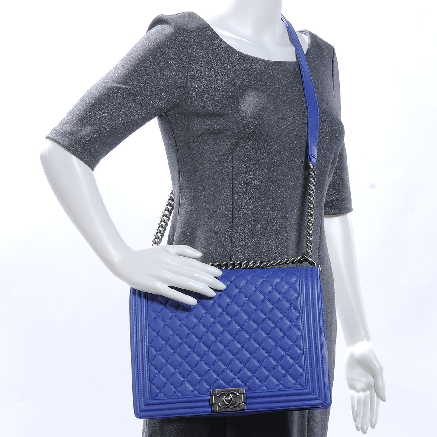 Calfskin Quilted Large Boy Flap Blue Fonce