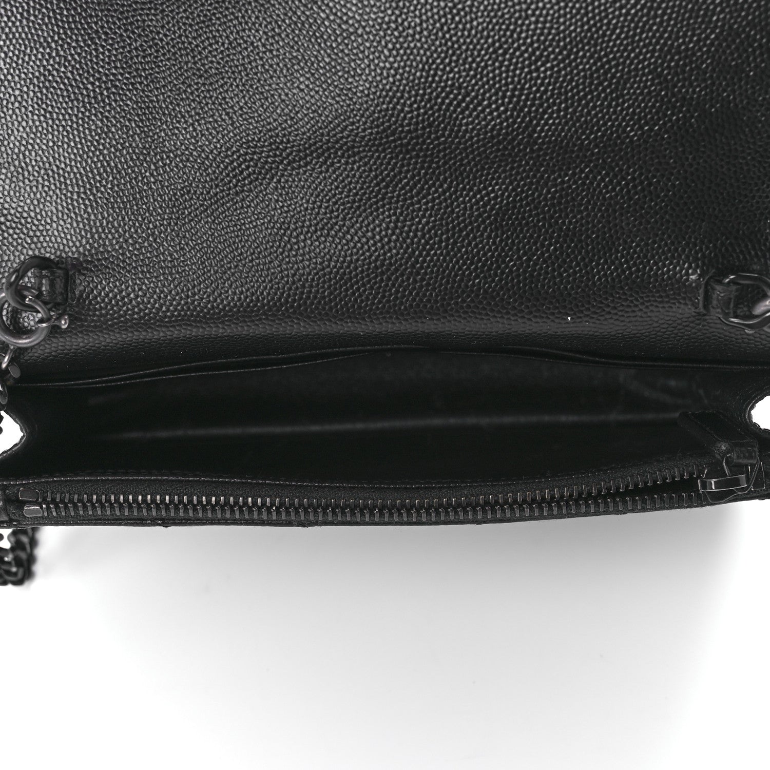 Saint Laurent Grain De Poudre Matelasse Chevron Monogram Monochrome Envelope Chain Wallet Black 5 of 11