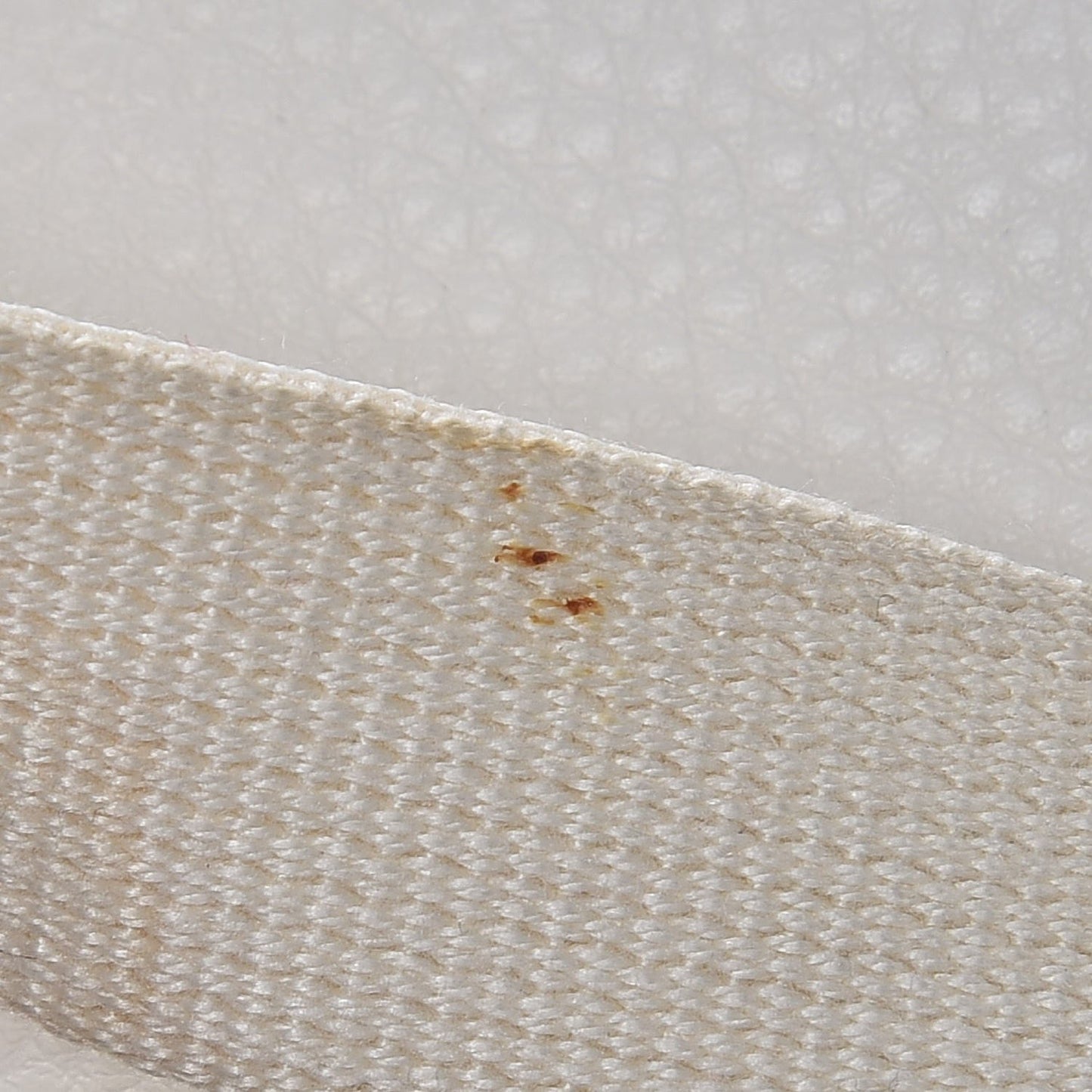 Monogram Messenger White