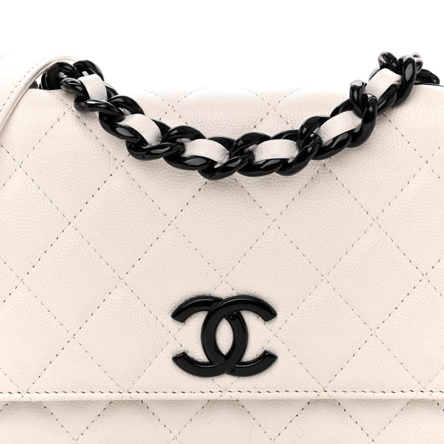 Caviar Quilted My Everything Wallet On Chain WOC White