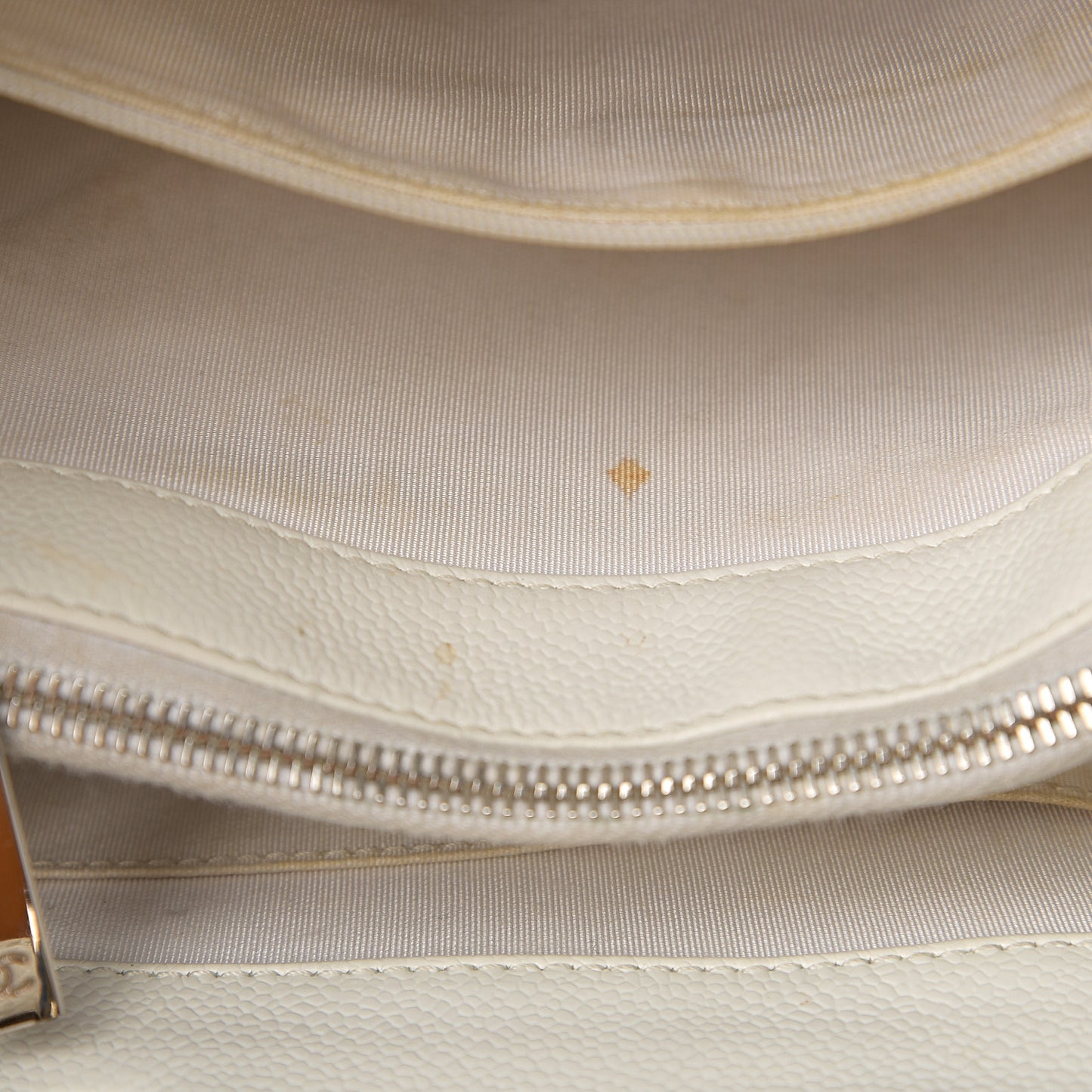 Caviar Quilted Grand Shopping Tote GST White