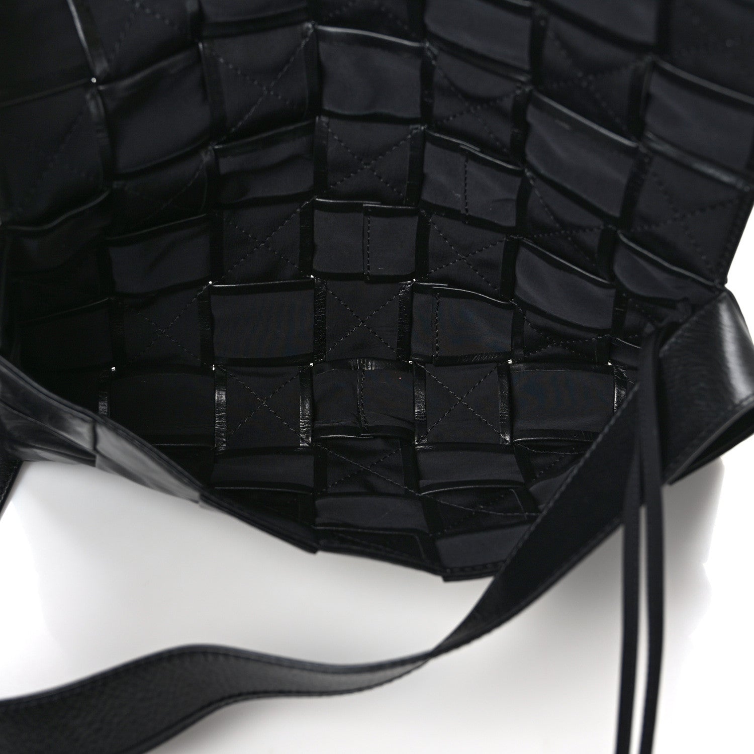 Bottega Veneta Paper Calfskin Intrecciato Stretch Cassette Black 6 of 11