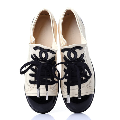 Chanel Lambskin Patent Cap Toe CC Sneakers 35.5 White Black 5 of 12