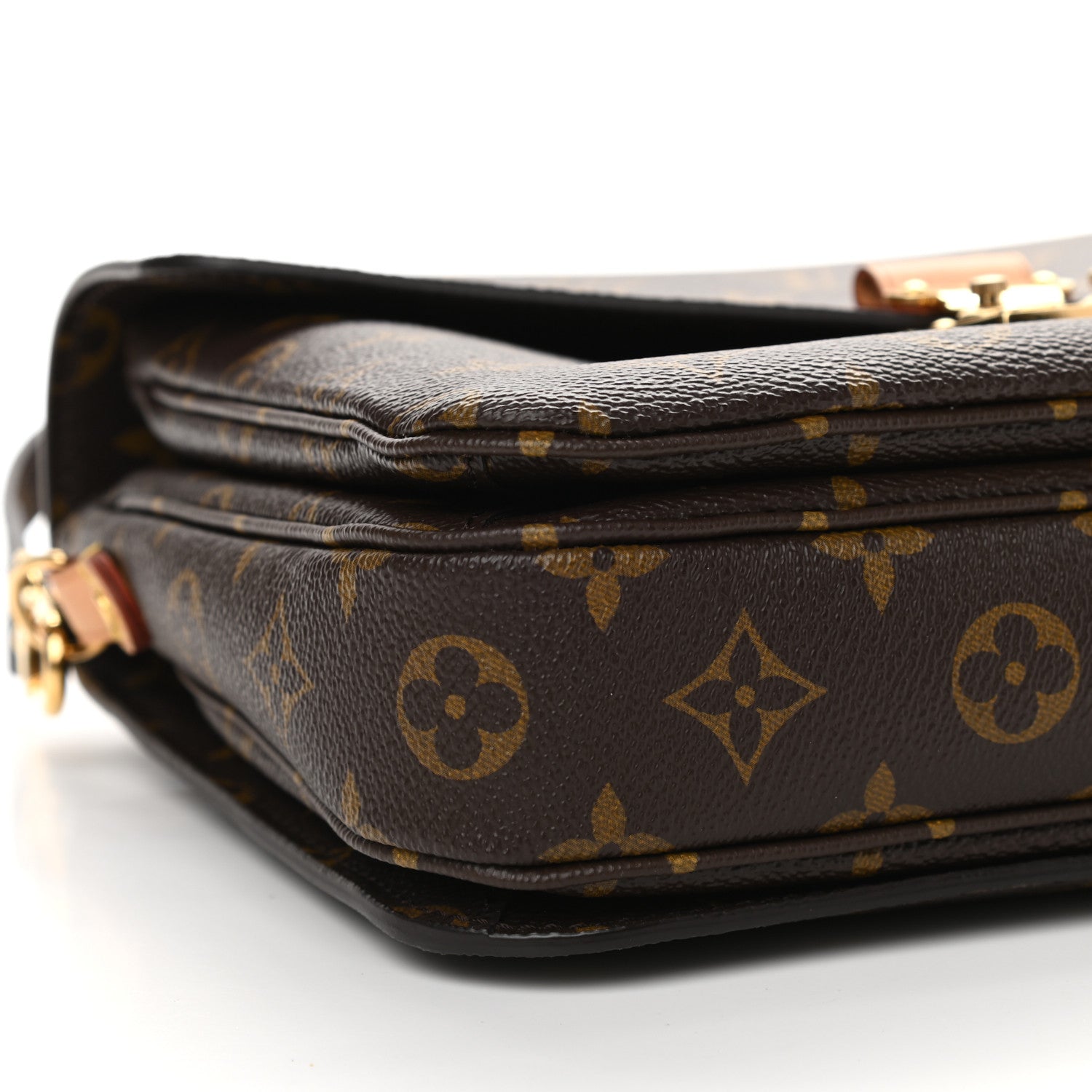 Louis Vuitton Monogram Pochette Metis 8 of 9