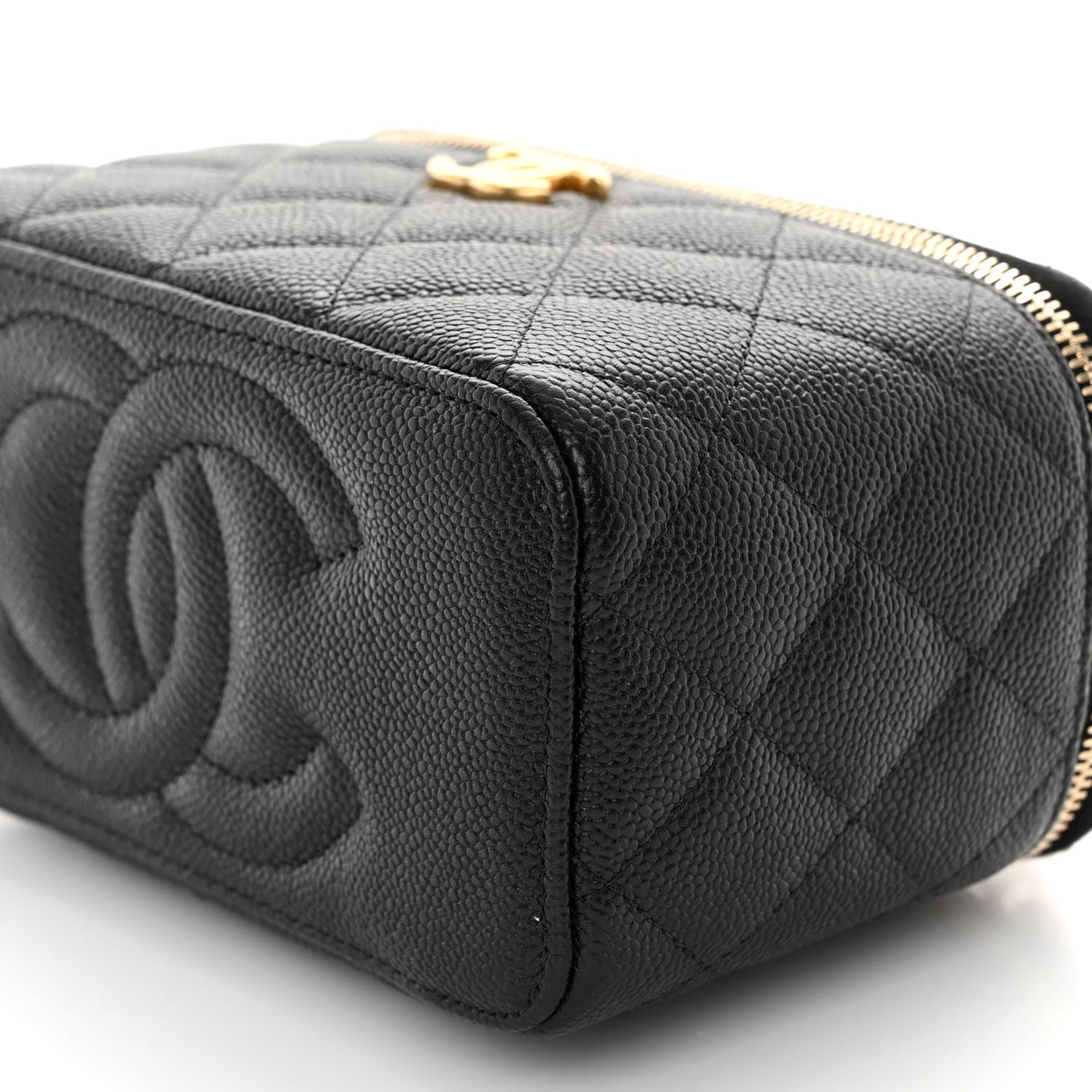 Caviar Quilted Sweetheart Vanity Case Black