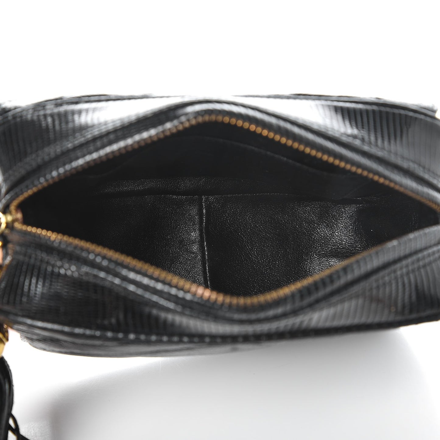 Lizard Chevron Quilted Small Tassel Camera Case Black