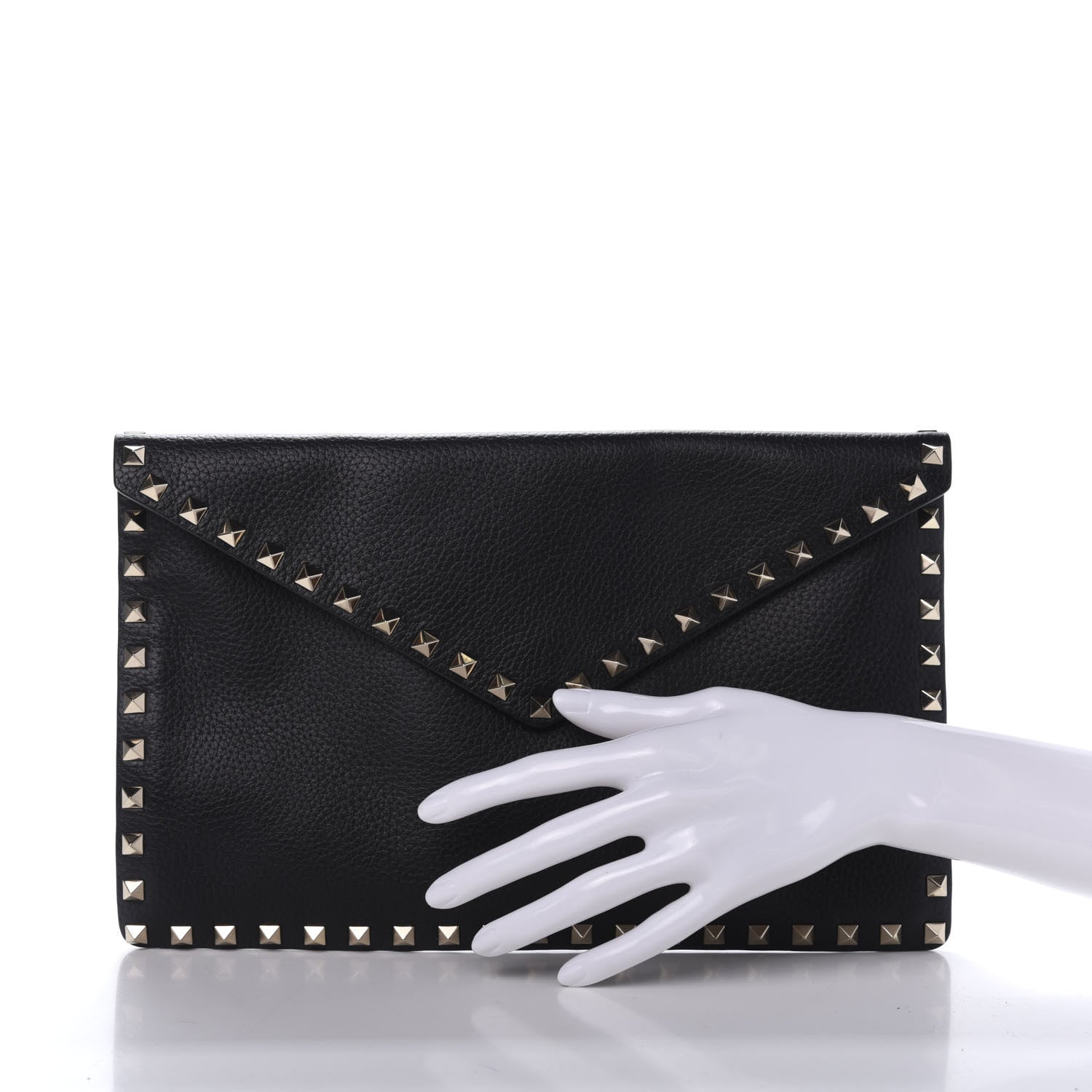 Valentino Garavani Pebbled Calfskin Large Rockstud Envelope Clutch Black 2 of 9