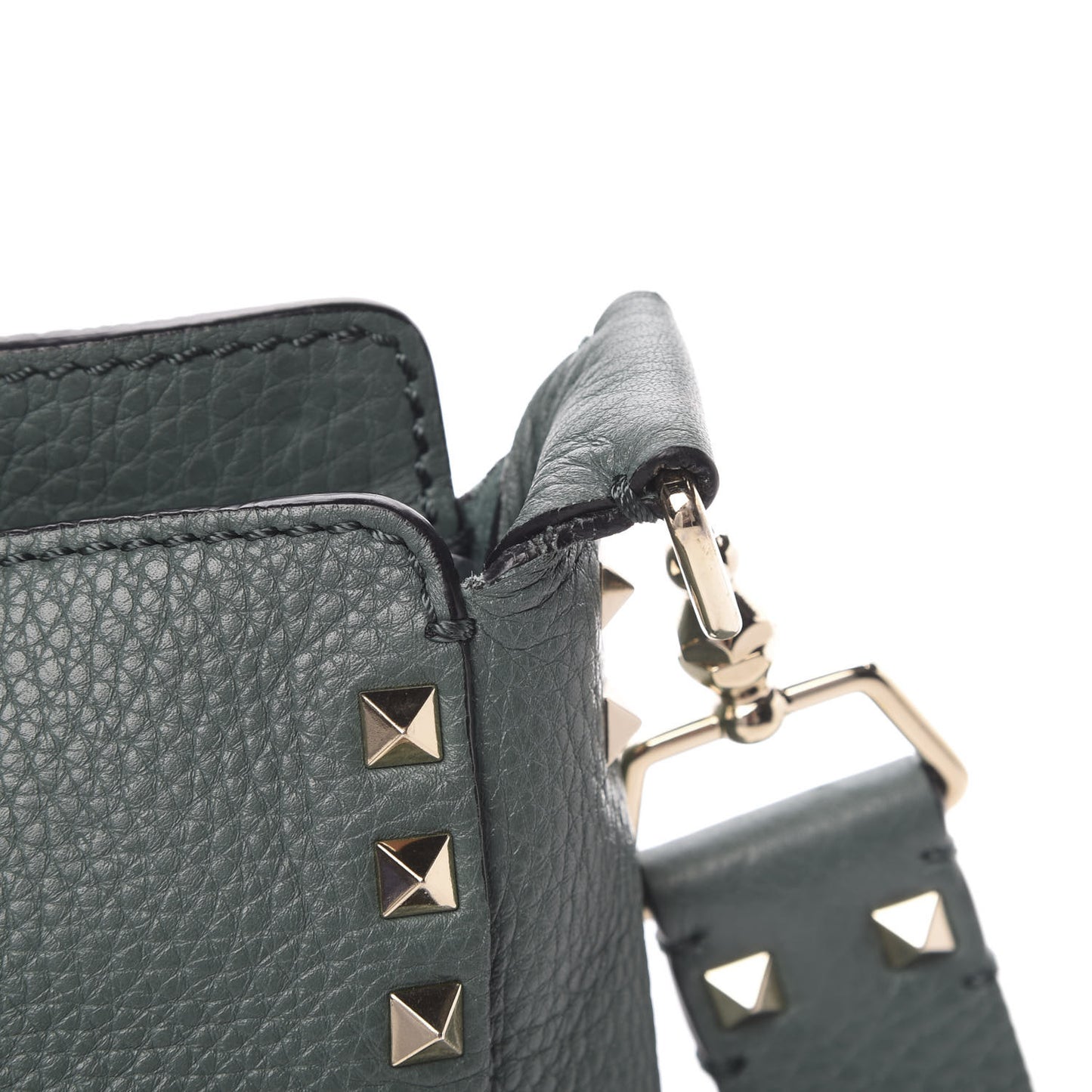 Pebbled Calfskin Small Rockstud Flip-Lock Messenger Bag Giada