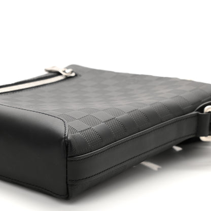 Louis Vuitton Damier Infini Discovery Messenger BB Onyx 8 of 8