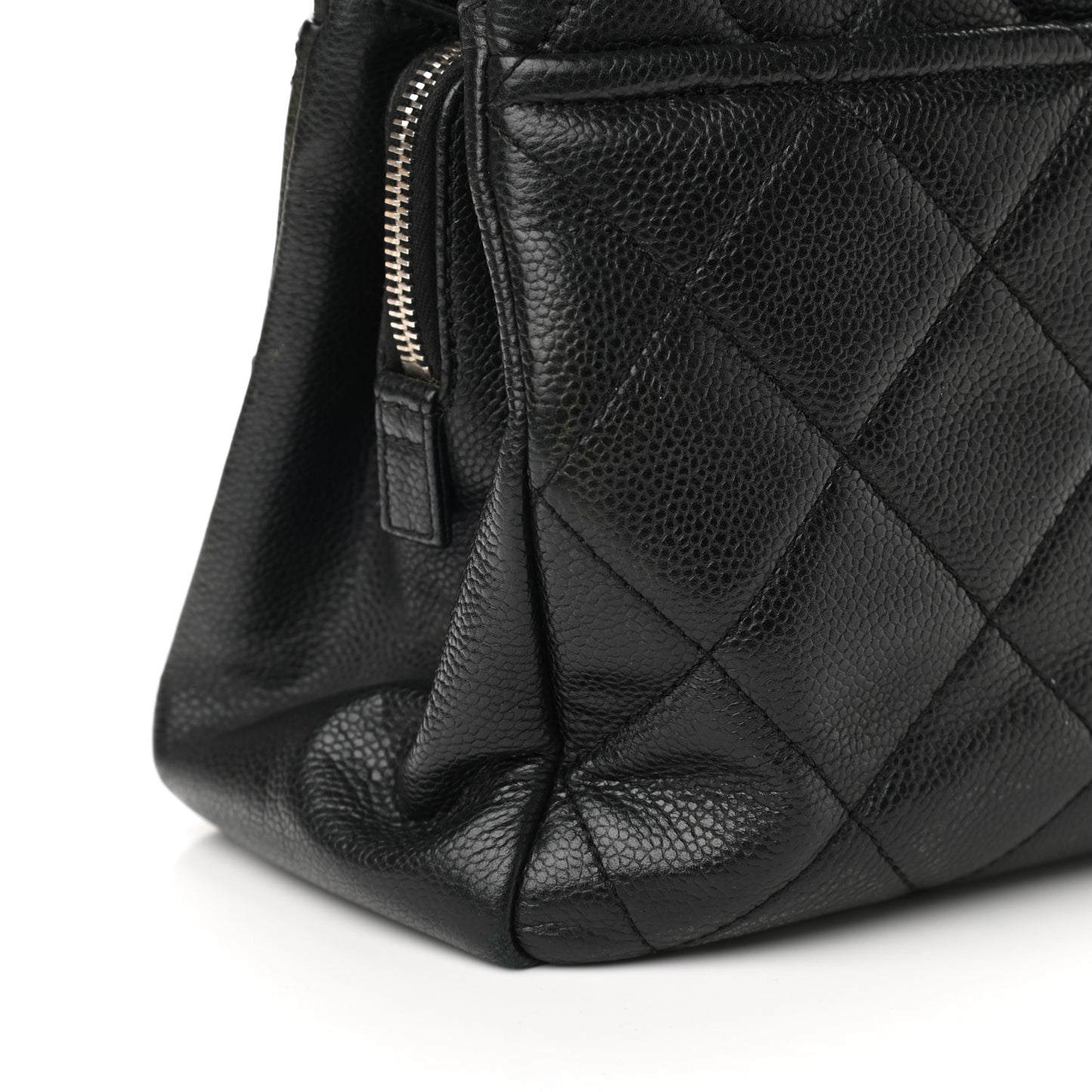Caviar Quilted CC Timeless Soft Tote Black