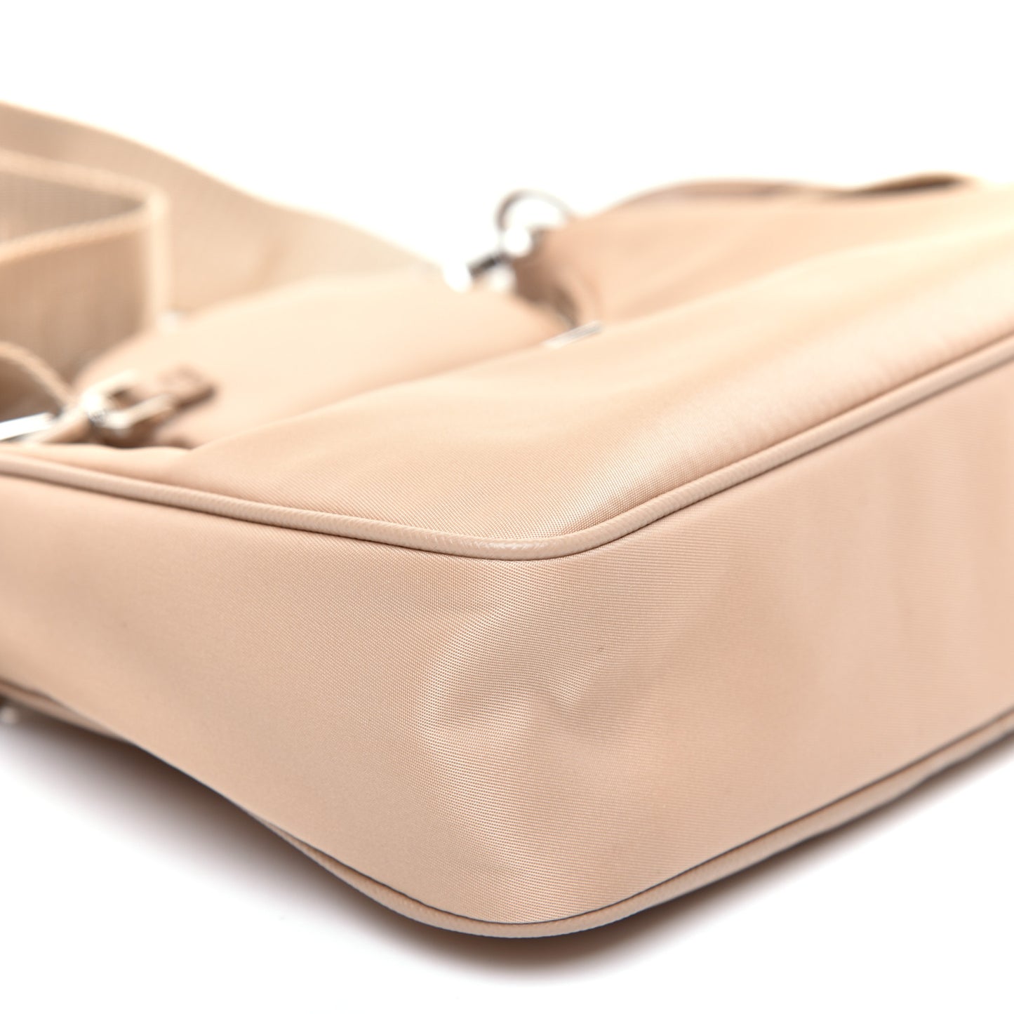 Nylon Re-Edition 2005 Shoulder Bag Cammeo