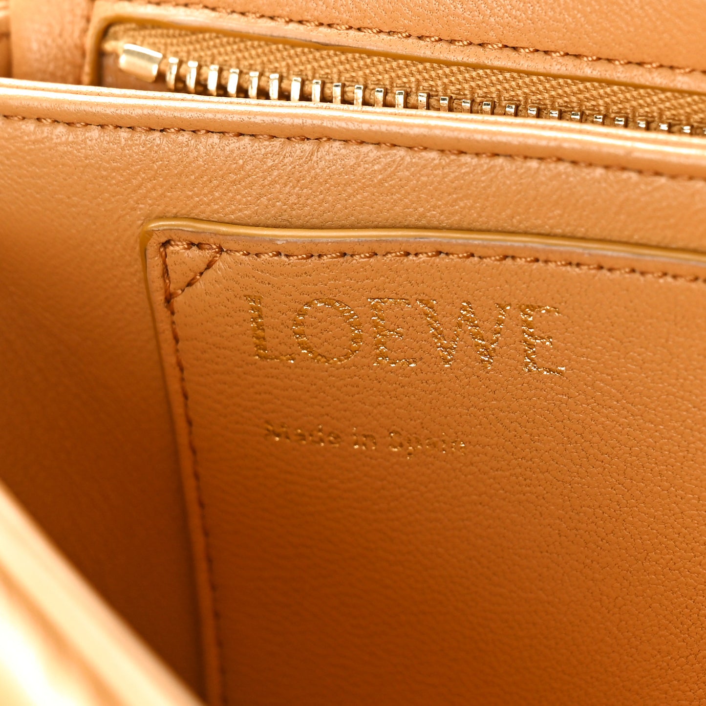 Lambskin Goya Puffer Bag Oak