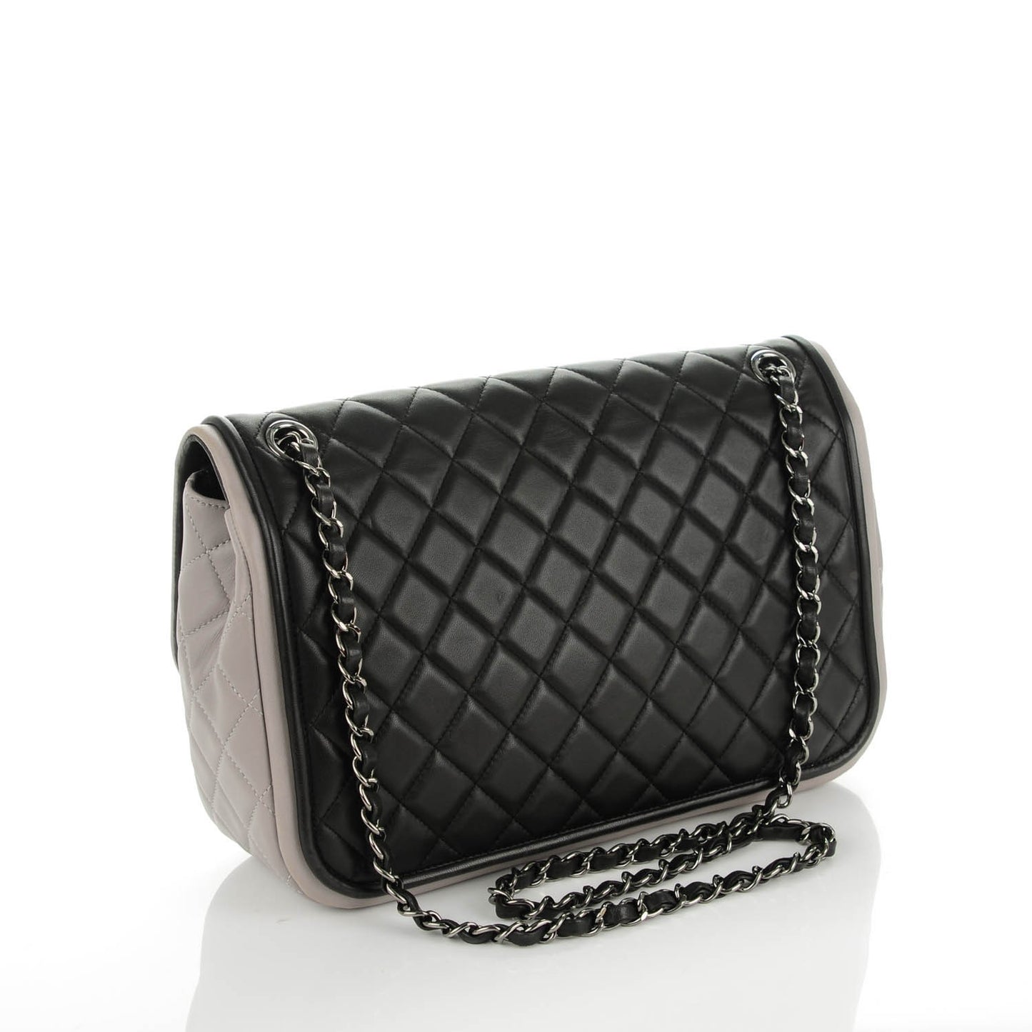 Lambskin Quilted Classic Twist Flap Black Grey