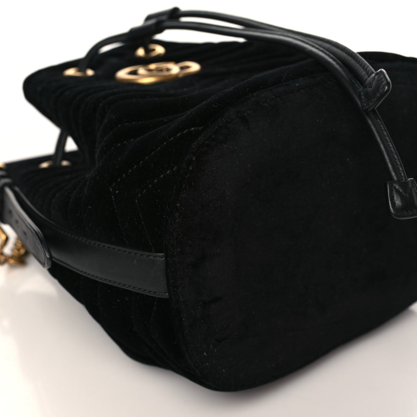 Velvet Matelasse GG Marmont Bucket Bag Black