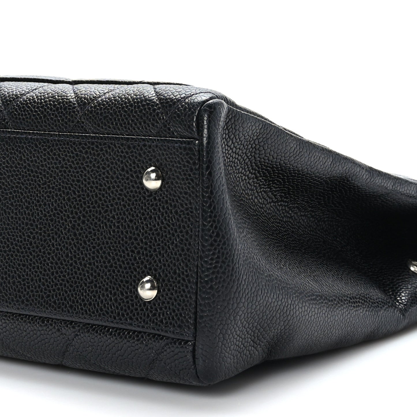 Caviar Quilted CC Shoulder Bag Black