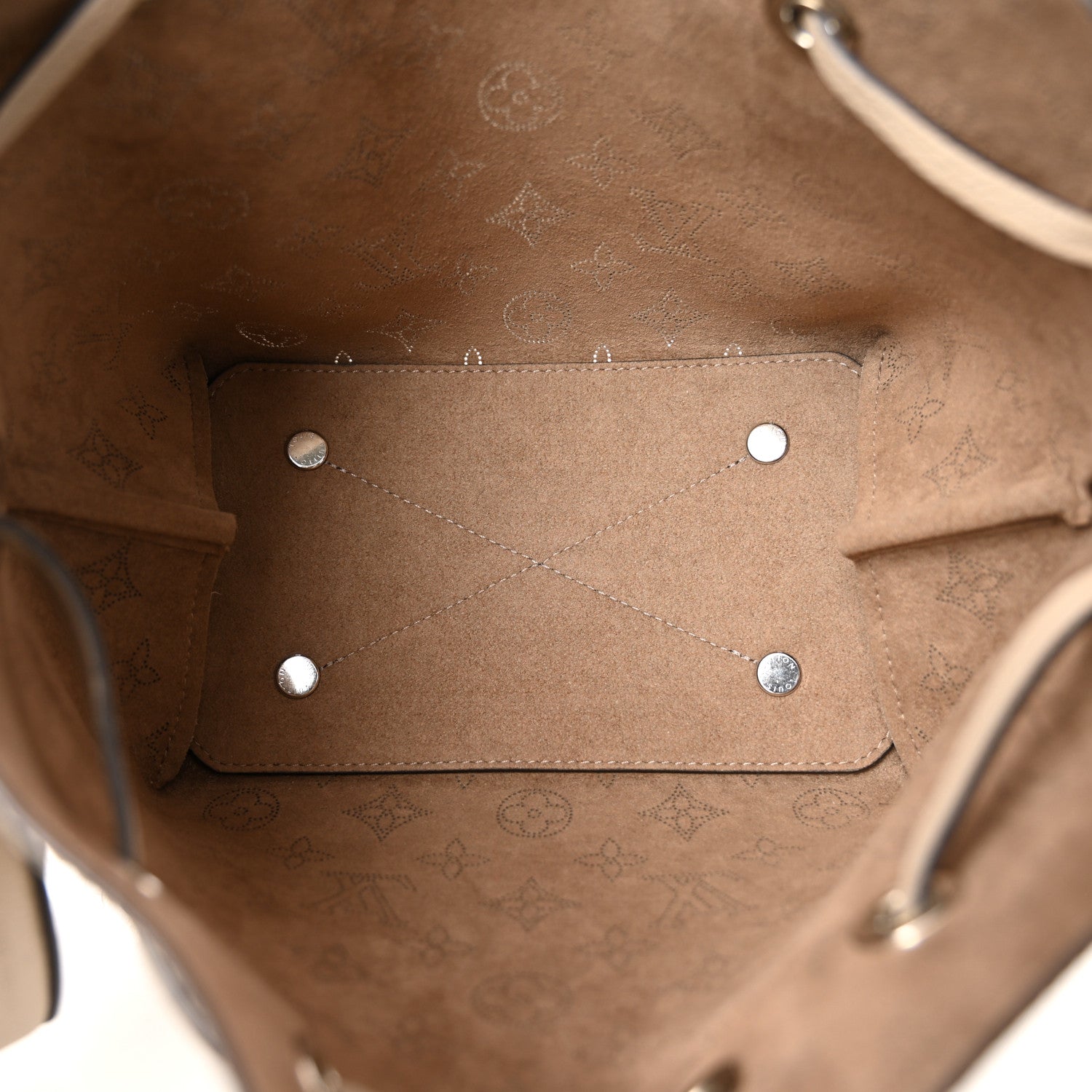 Louis Vuitton Mahina Bella Galet 6 of 11