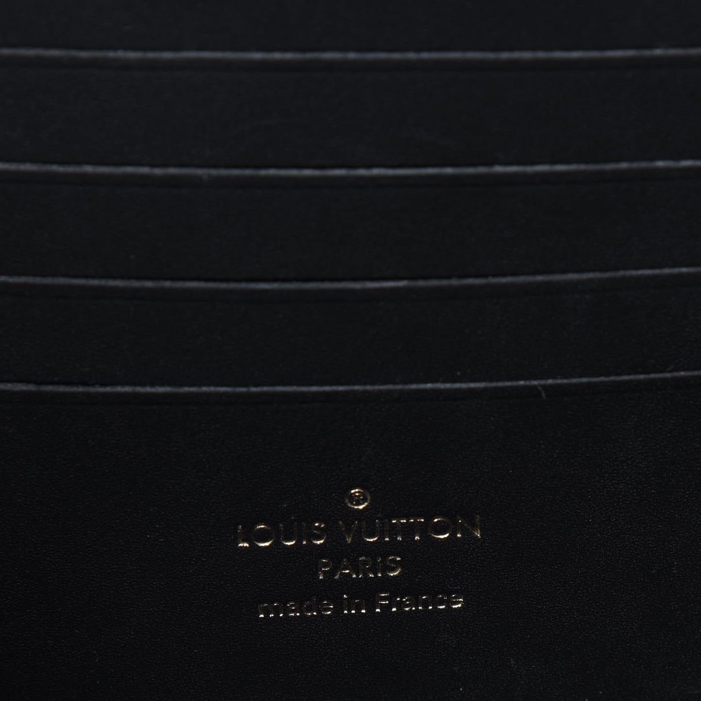 Reverse Monogram Dauphine Chain Wallet