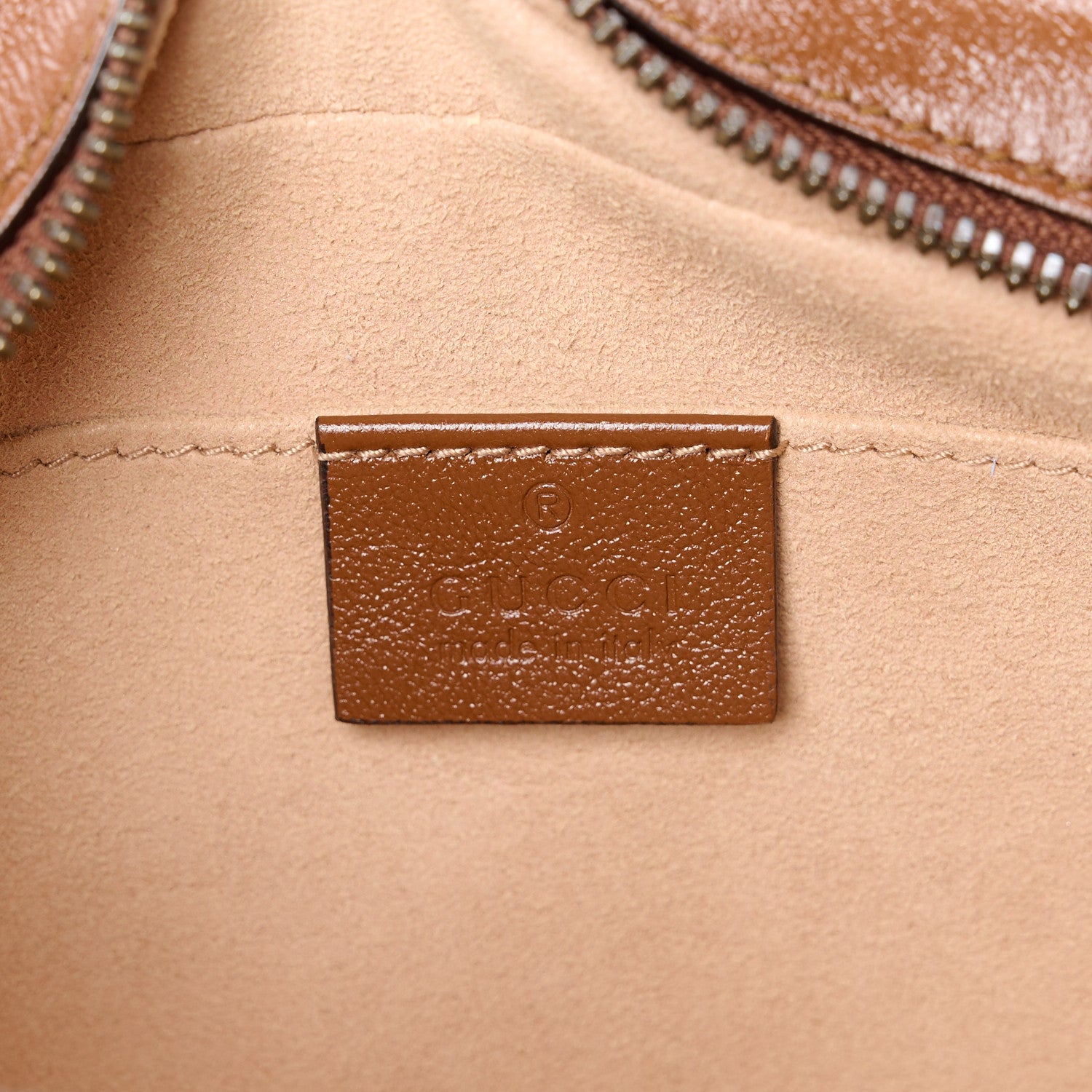 Gucci Glazed Calfskin Matelasse Diagonal Small GG Marmont Chain Shoulder Bag Cuir 6 of 12