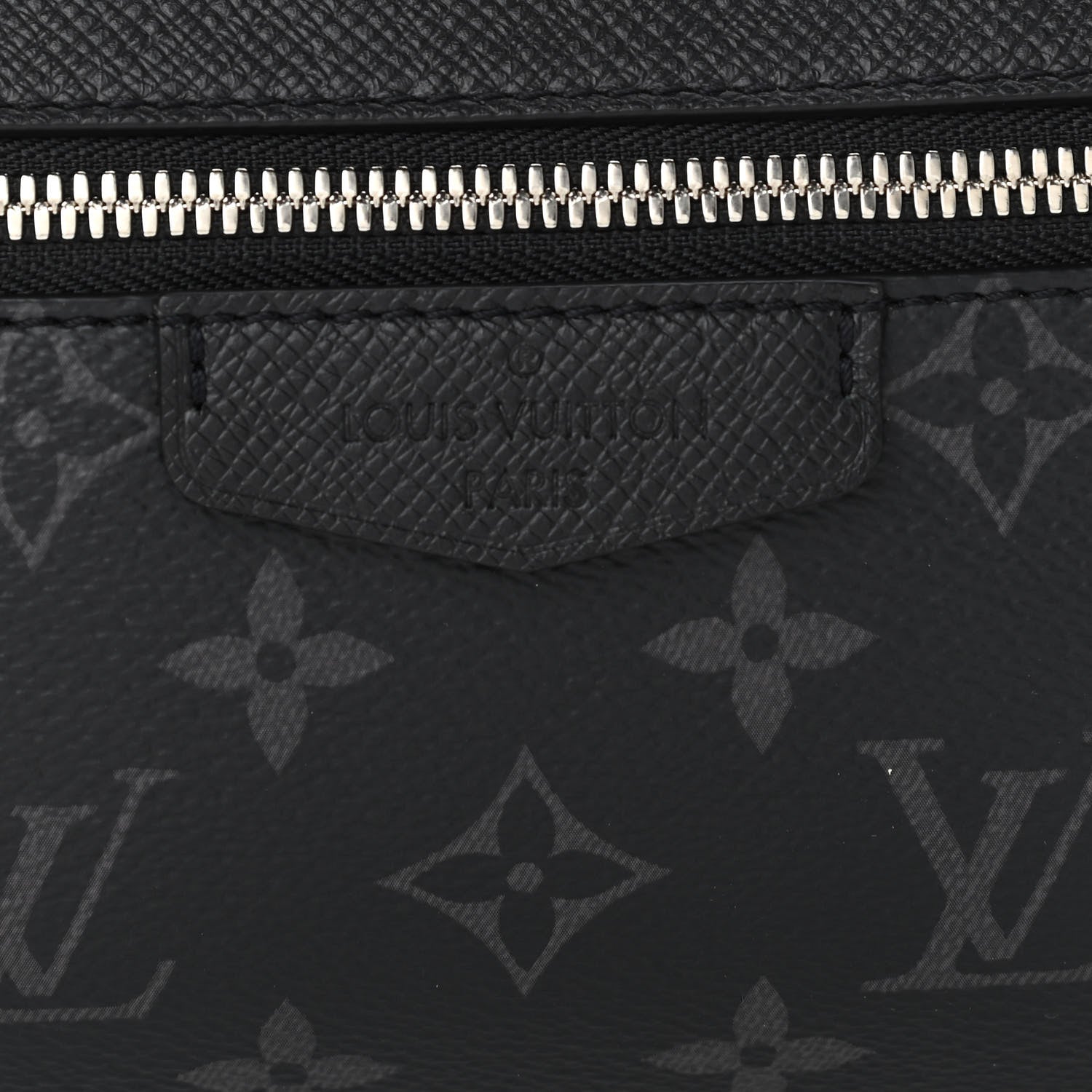 Louis Vuitton Taiga Monogram Outdoor Bumbag Black 8 of 11