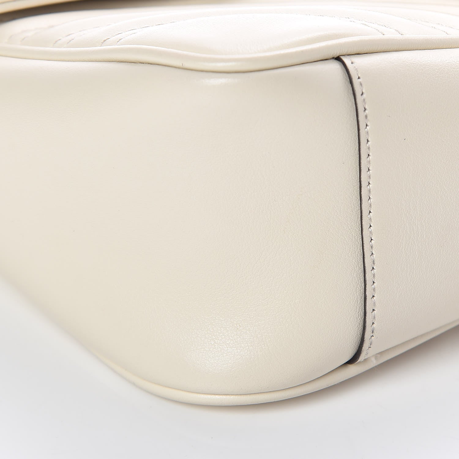 Gucci Calfskin Matelasse Small GG Marmont Shoulder Bag White 9 of 11