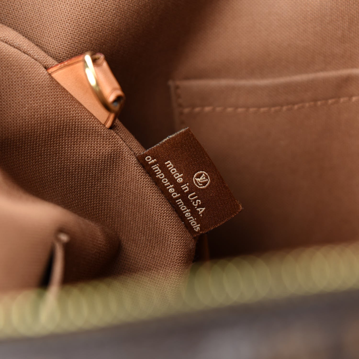 Louis Vuitton Monogram Totally MM 15 of 17