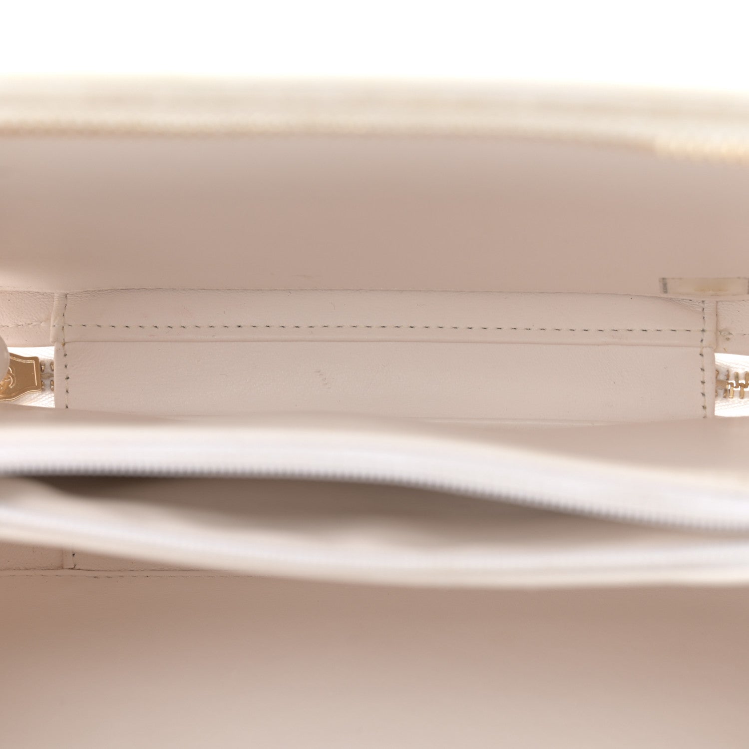Chanel Goatskin Quilted Medium CC Filigree Vanity Case White 5 of 15