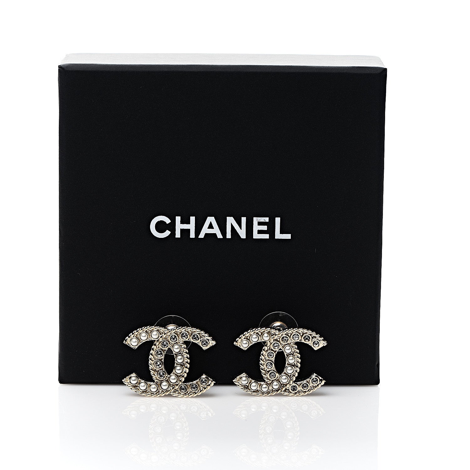 Chanel Pearl Crystal April In Paris CC Earrings Light Gold 5 of 5