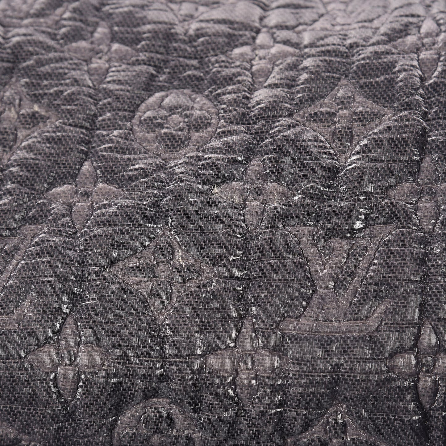 Monogram Volupte Psyche Gris