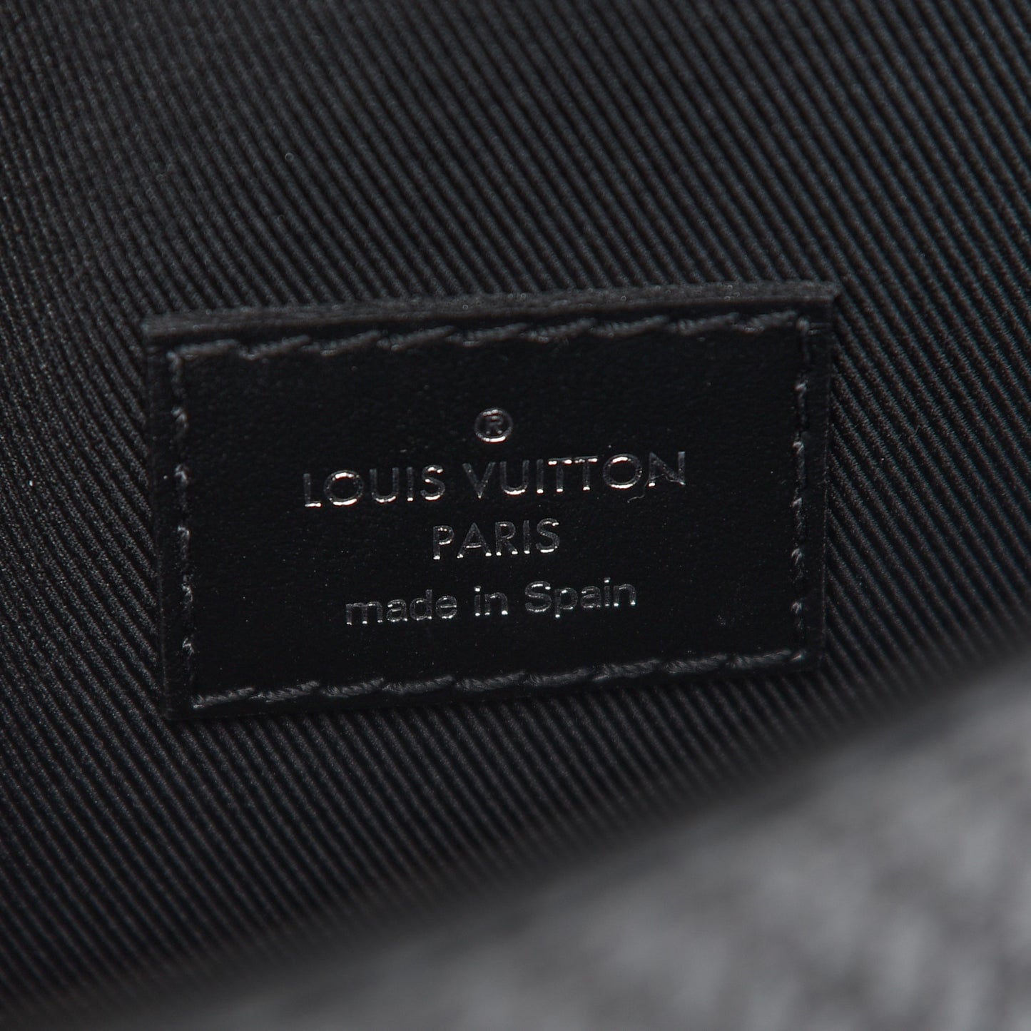 Damier Graphite 3D Studio Messenger