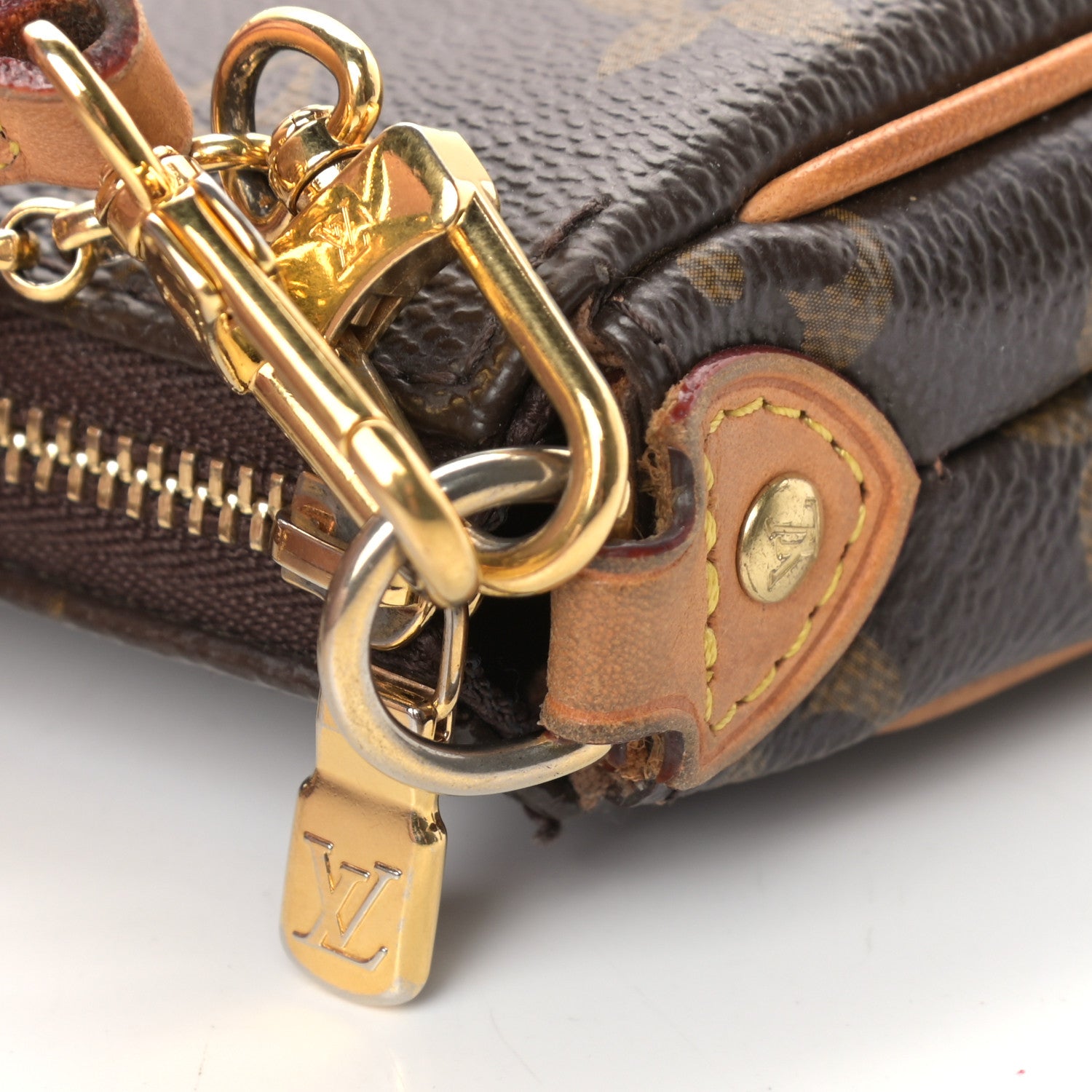 Louis Vuitton Monogram Eva Clutch 13 of 13