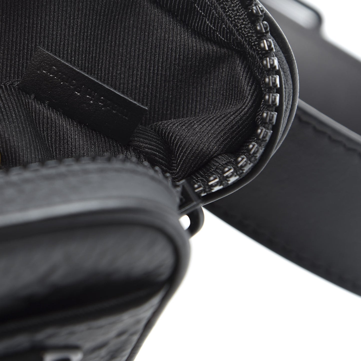 Taurillon Monogram Uniformes Solar Ray Soft Pochette Volga Belt Bag Black