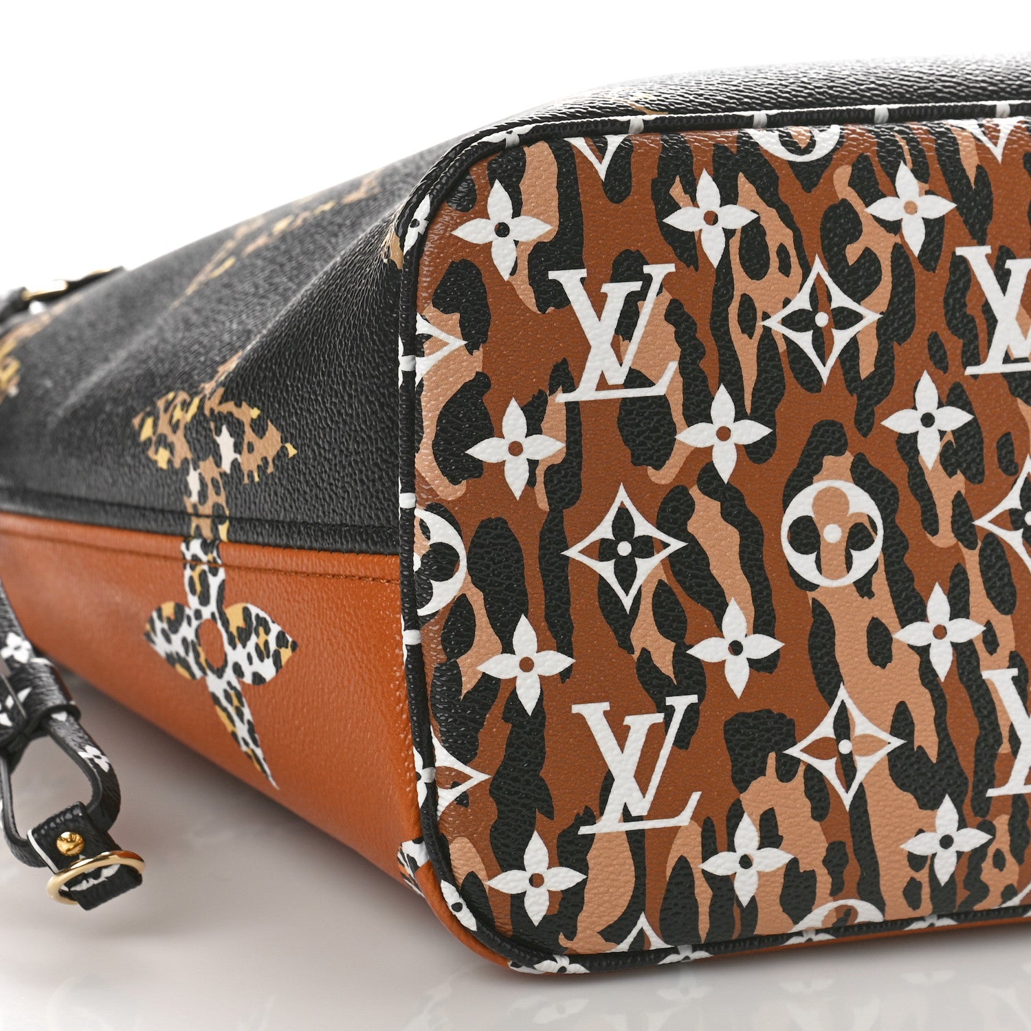Louis Vuitton Monogram Giant Jungle Neverfull MM Black 8 of 9
