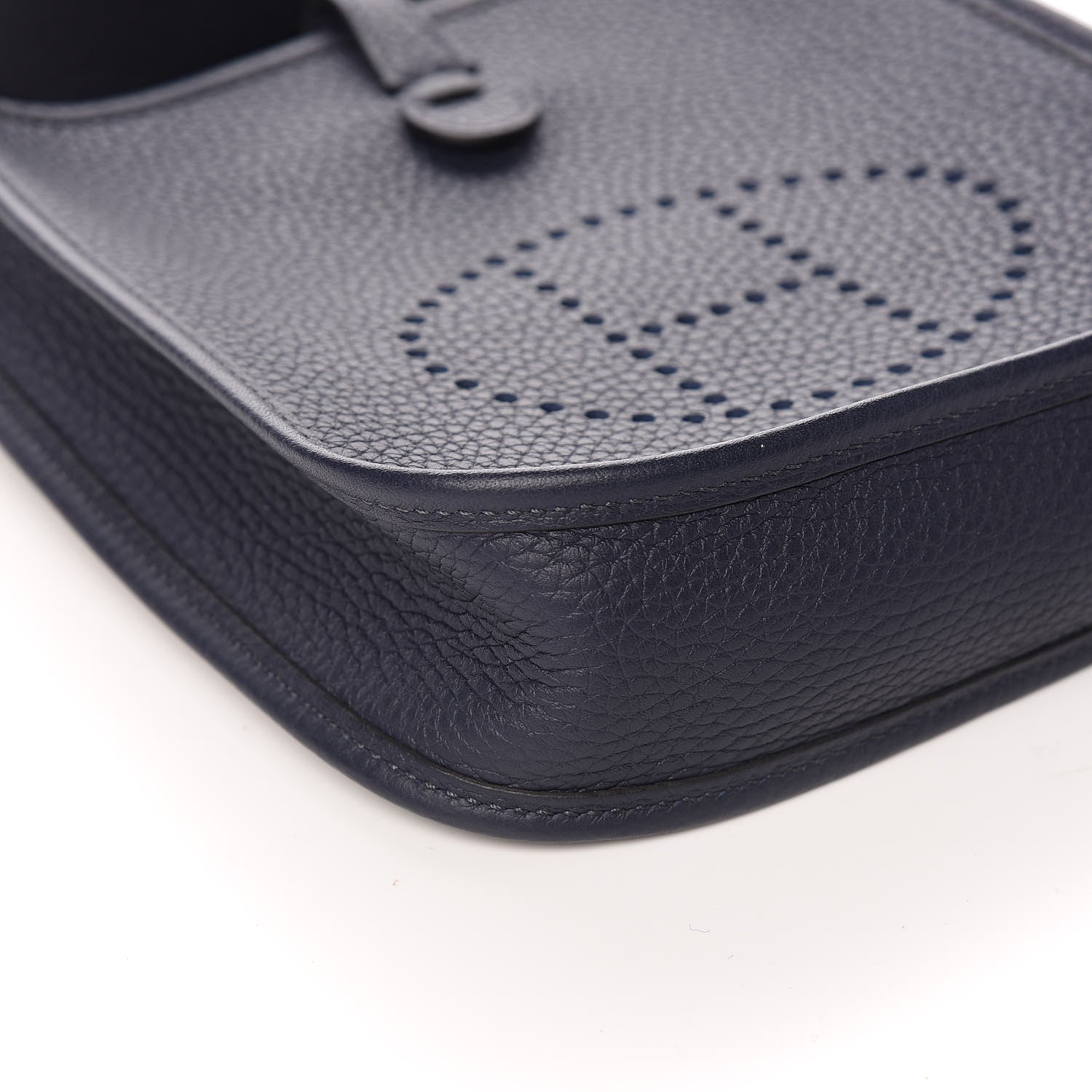 Hermes Taurillon Clemence Evelyne TPM Bleu Nuit 8 of 11
