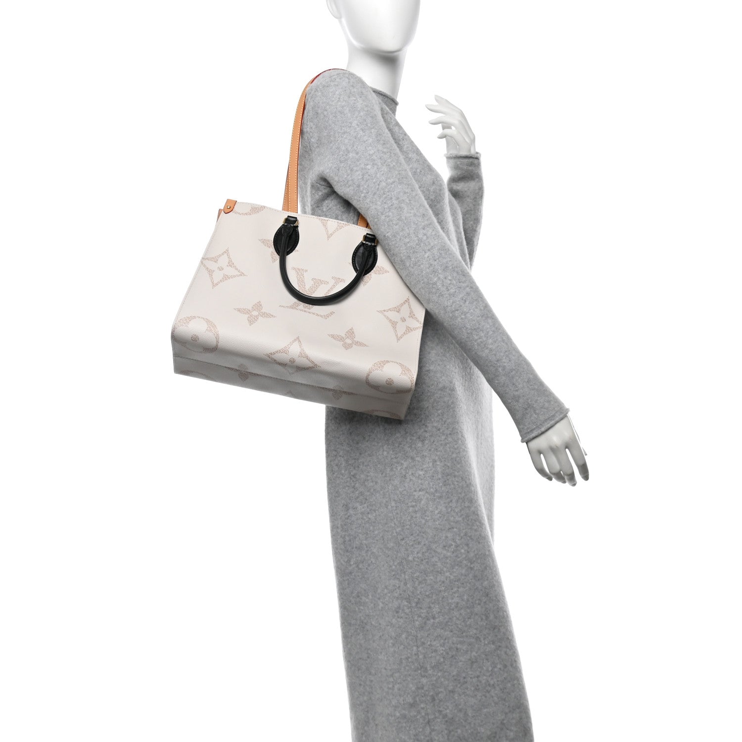 Louis Vuitton Monogram Dune Giant Onthego MM 2 of 9