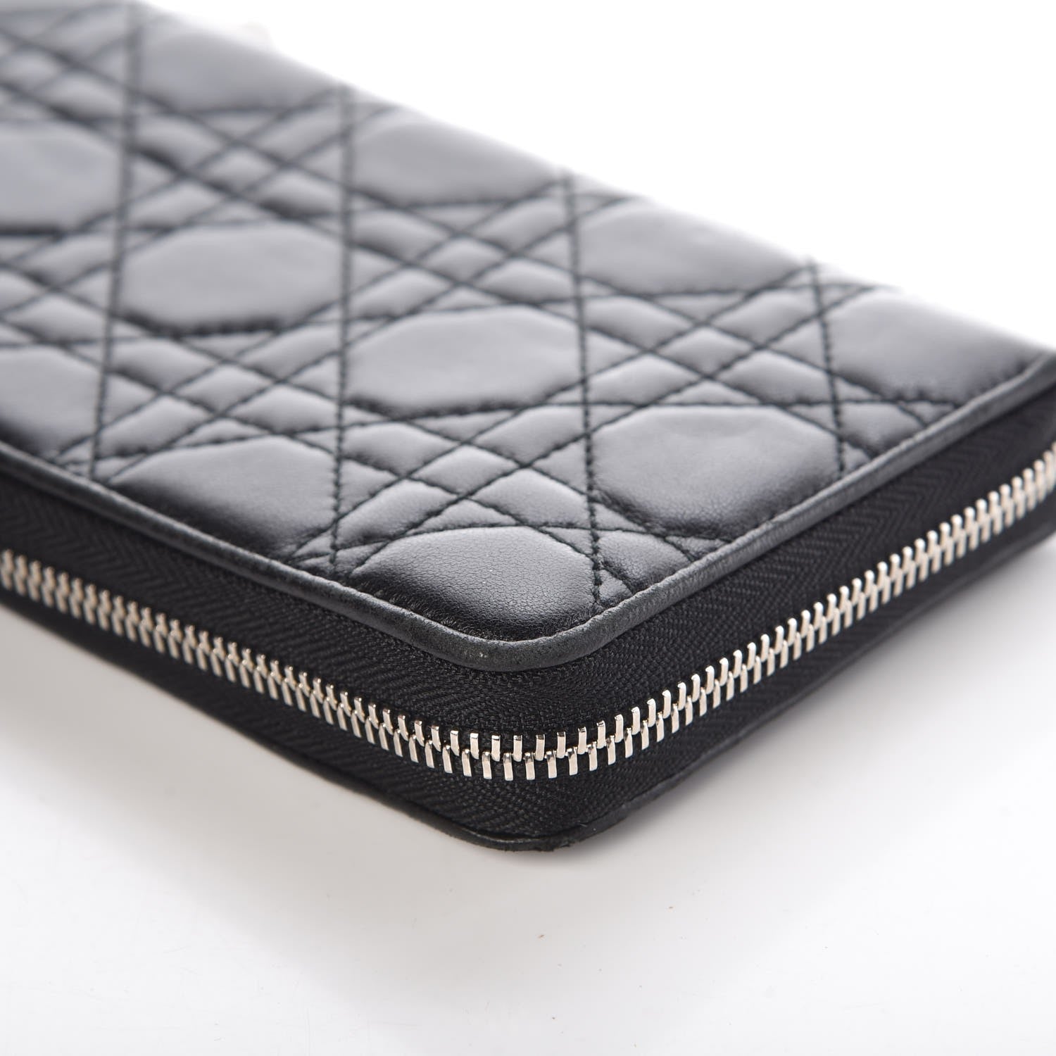 Christian Dior Lambskin Cannage Voyageur Wallet Black 10 of 18