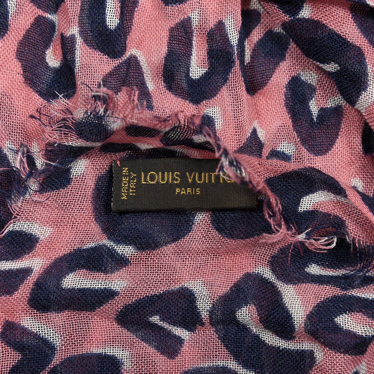 Louis Vuitton Cashmere Silk Leopard Etole Stole Corail 4 of 4