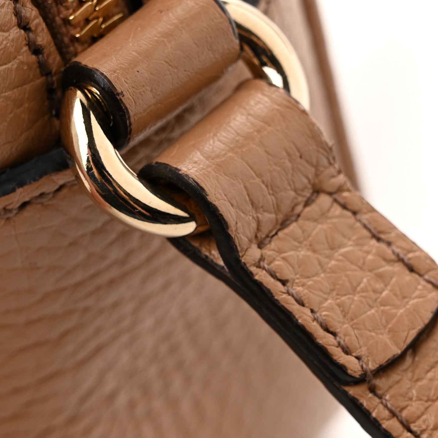Pebbled Calfskin Small Soho Disco Bag Camelia