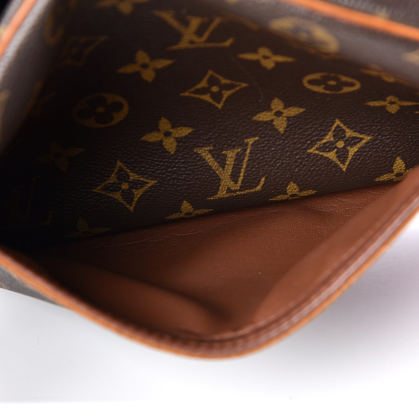 Monogram Blois